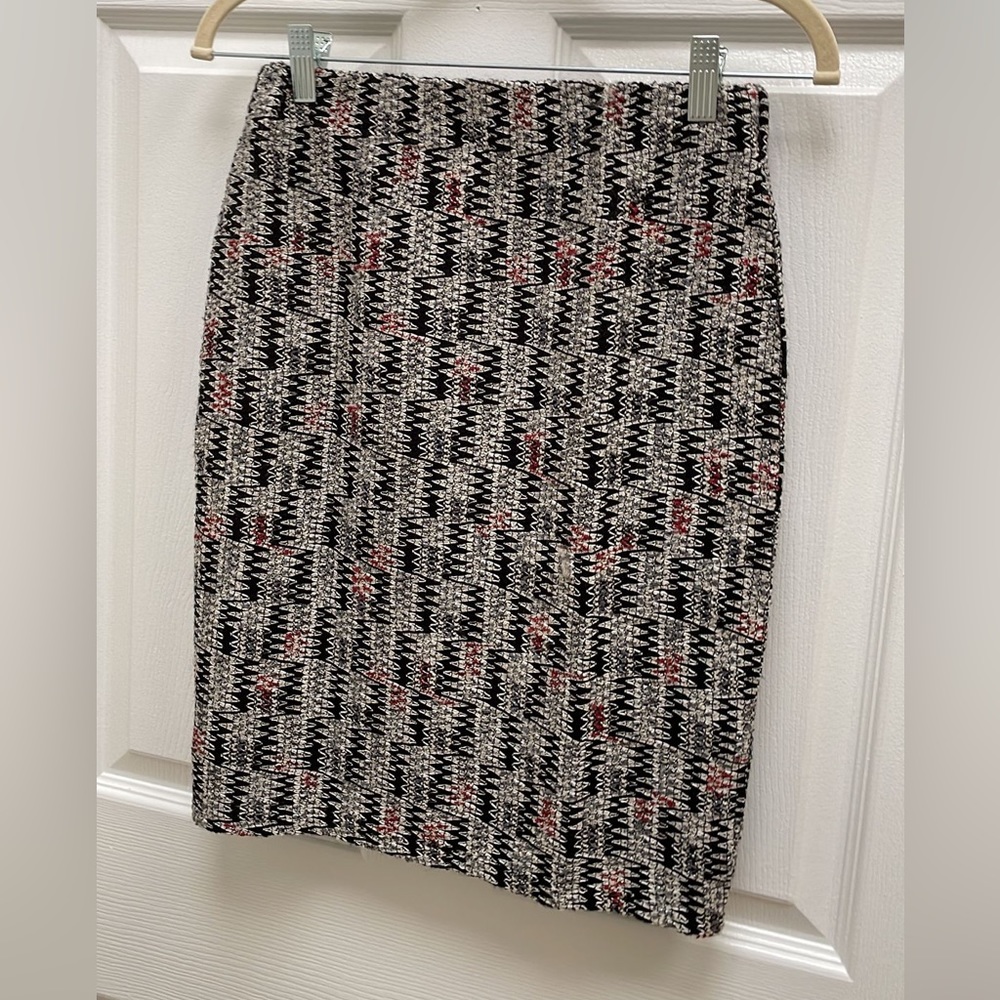 Tweed skirt